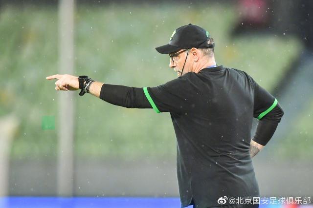 世界杯官网-比利奇：比赛尾声有点紧张 不奢望能和金玟哉一起