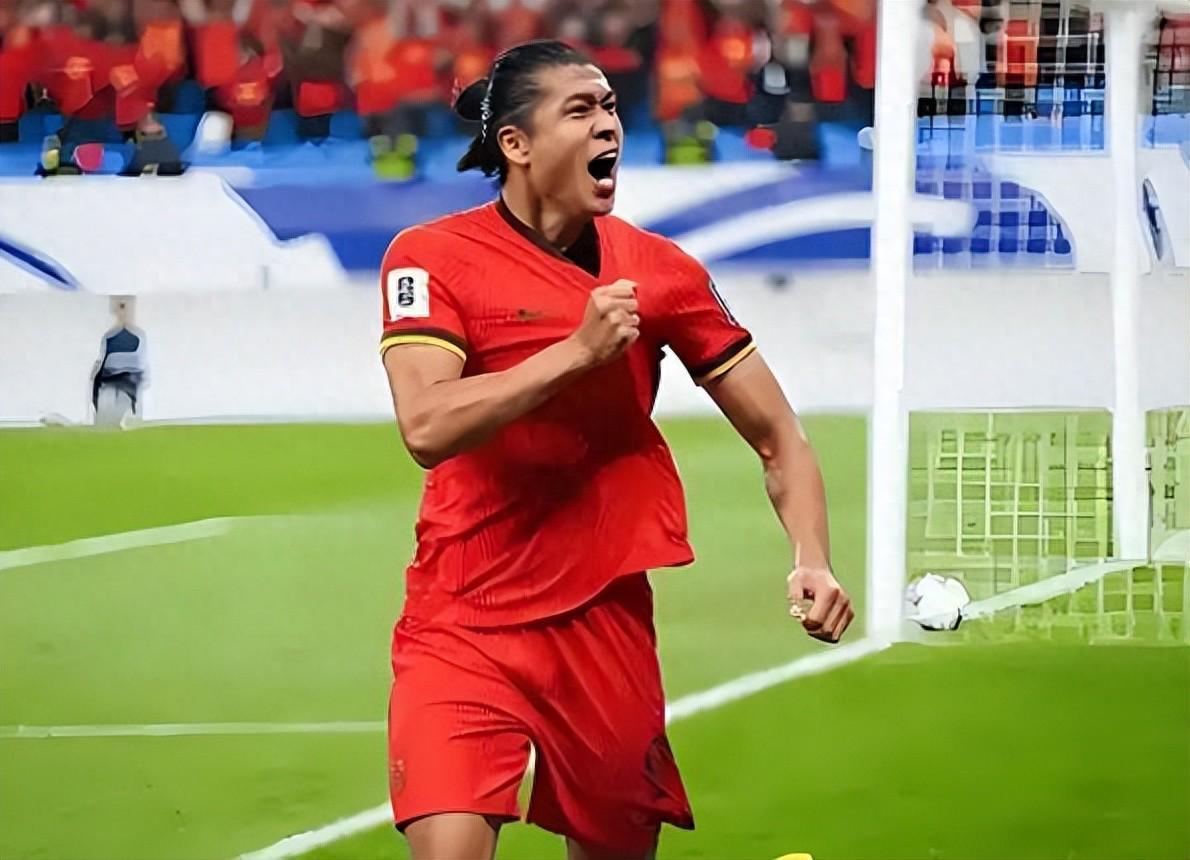 世界杯app下载-邵佳一国足3月份集训名单预测，6位王牌成免检国脚，李昊领衔